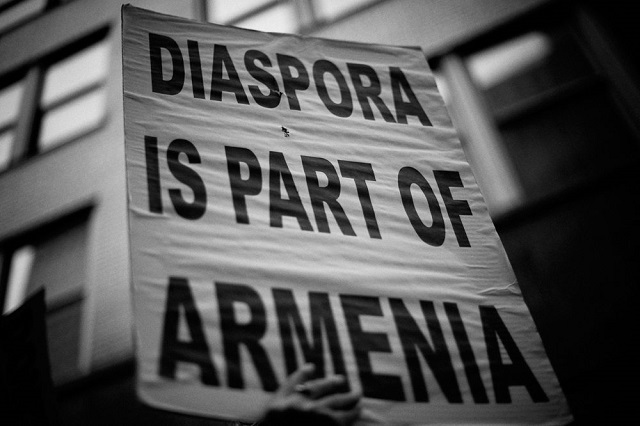 Սփիւռ­քա­հայ մար­դու գի­տակ­ցա­կան աշ­խար­հին մէջ պէտք է ա­մէն գնով ա­մուր պա­հել հայ­րե­նի­քին հան­դէպ հա­ւատ­քը ու պե­տու­թեան ամ­րապնդ­ման նպաս­տող իւ­րա­քան­չիւր ճիգ. «Ազատ օր»