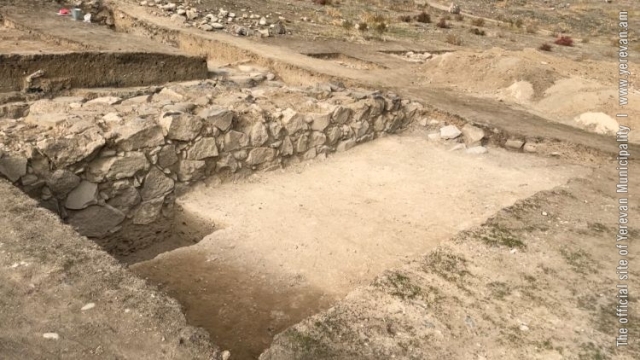 «Հայաստանում բացված դեռևս միակ նման մոնումենտալ կառույցն է». Կարմիր բլուրում ուրարտական քարավանատուն է բացվել