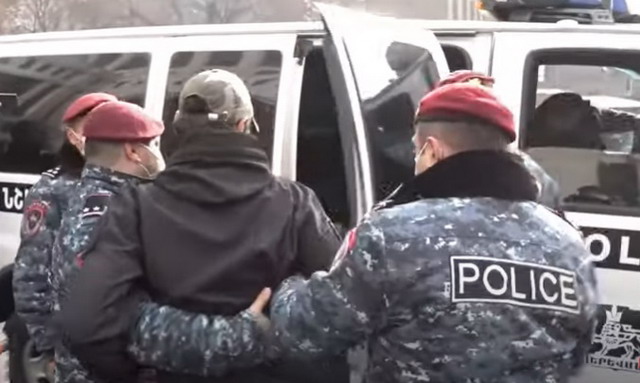 «Ազատագրական շարժումը» ԱԳՆ-ում բողոքի ցույց էր անում. ոստիկանությունը նրանց հեռացրեց շենքից