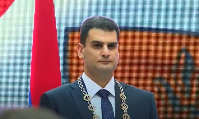 Քաղաքապետի առաջին տեղակալի պաշտոնին կառաջադրվի Լեւոն Հովհաննիսյանը, թաղապետերը կփոխվեն