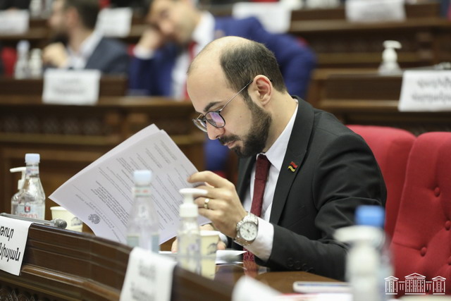 «Կարո՞ղ է օտարերկրյա ազդեցության գործակալներ եք»․ ՔՊ-ական պատգամավորը՝ ընդդիմությանը