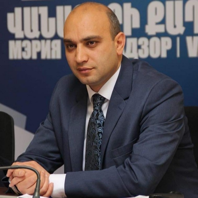 «Այս պահին որեւիցե տեսակցության հնարավորություն չկա». Արթուր Օհանյանը՝ Մամիկոն Ասլանյանի կալանքի տակ գտնվելու մասին