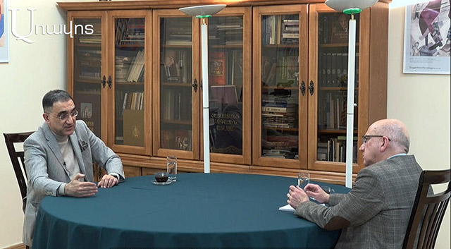«Ռուսաստանի համար ակնհայտ չէ, թե ինչու է իրենց համար օգտակար հայաստանյան սուվերենությունը»․ հարցազրույց Արմեն Դարբինյանի հետ