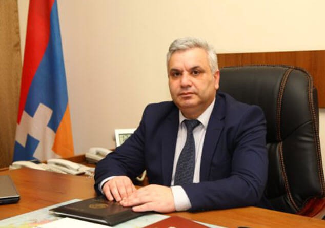 «Փակ դռների» ետեւում ՀՀ իշխանությունն Արցախի իշխանությանն ա՞յլ բան է ասում, բայց այլ գործողություններ է իրականացնում»