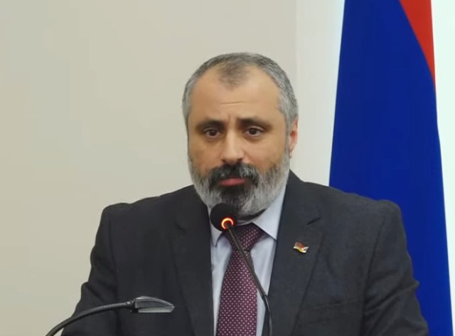 Դավիթ Բաբայան․ «Մի զանգված կա, որը սպասում է՝ Արցախը մի կարծիք հայտնի, այն օգտագործեն ներքաղաքական կյանքում եւ դրանով հարվածեն Արցախին»