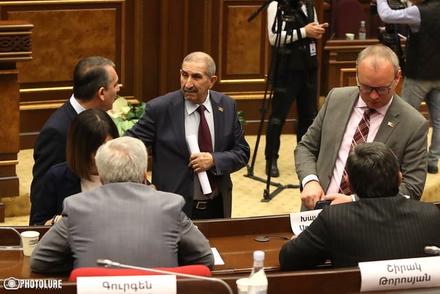 Արցախի հումանիտար իրավիճակի մասին քննարկումը կլինի փակ․ կգան ԱԳ նախարարն ու փոխվարչապետը