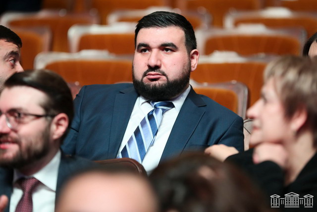 «Տվել են «կամիկաձեի» դեր, թող յոլլա տանի էլի»․ ընդդիմությունն ու իշխանական պատգամավորները վիճեցին