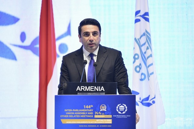 Հայաստանը խթանում է էլեկտրաէներգիայի արտադրության ոլորտում վերականգնվող էներգիայի ավելացման քաղաքականությունը. Ալեն Սիմոնյանը ելույթ է ունեցել Բալիում