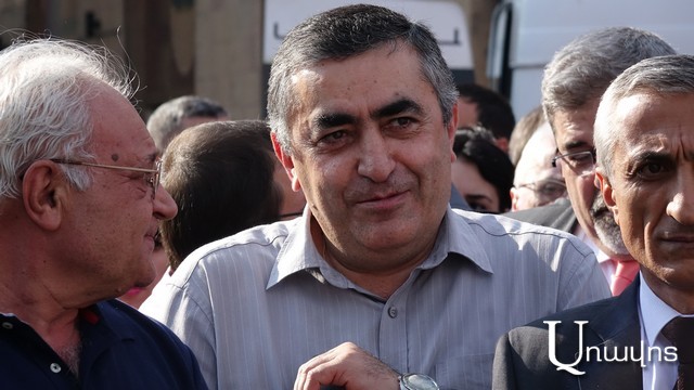 «Եթե ուզում են իմանալ, թե ինչ են բանակցել Ռոբերտ Քոչարյանը, Սերժ Սարգսյանն ու մյուսները, թող կարդան Արցախի սահմանադրությունը»