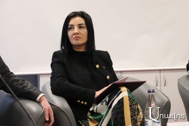 Մետաքսե Հակոբյան․ «Ես էլ բացել եմ ճամպրուկս՝ ներքնաշորերս եմ ցույց տվել, ասել եմ՝ նայեք, հիացեք»․ «Հրապարակ»