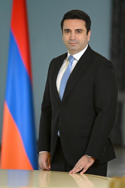 Ալեն Սիմոնյանի շնորհավորական ուղերձը ոստիկանի մասնագիտական օրվա առթիվ