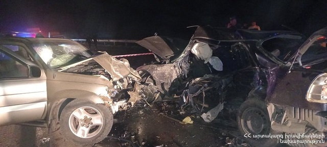 Երևան-Մեղրի ավտոճանապարհին բախվել են մեքենաներ, որից մեկի վարորդը մահացել է