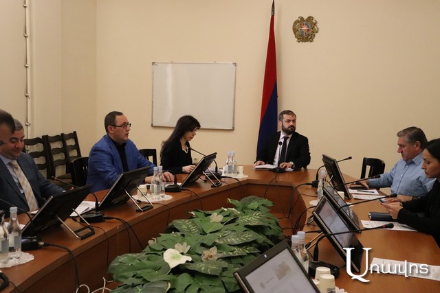 Տաքսու վարորդը, որը 10 հազար դրամ աշխատում ու բուքմեյքերականներում պարտվում էր, ստիպված պիտի բանկային հաշիվ բացի. ՔՊ-ի նոր նախագիծը՝ խաղամոլների դեմ