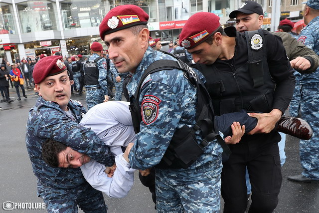 Ապօրինություն թույլ տված բոլոր ոստիկանները նույնականացված են. Արթուր Ղազինյան