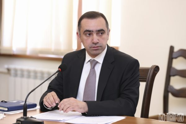 «Որեւէ ոստիկան անտեղի չի հարվածի եւ անտեղի որեւէ ծայրահեղ միջոցի չի դիմի»․ Արա Ֆիդանյան