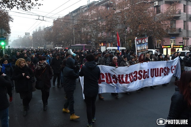 Ինչո՞ւ չեն դատվում «Մարտի 1»-ի մեղավորները