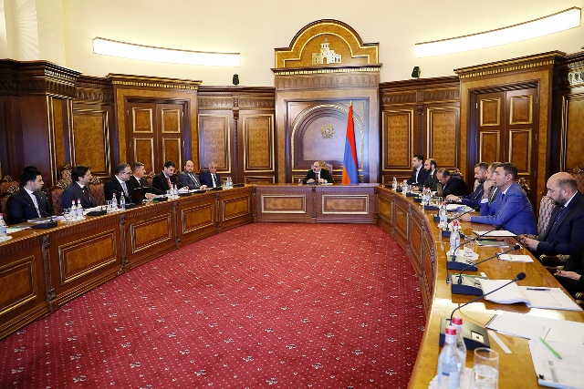 Քննարկվել են հարկաբյուջետային քաղաքականությանը վերաբերող հարցեր