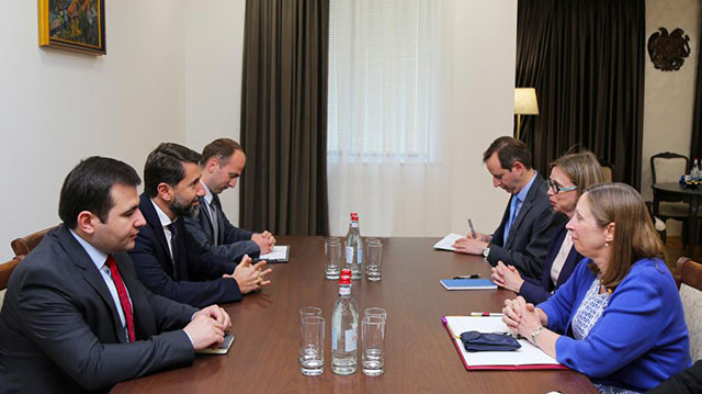 ԱՄՆ ներկայացուցիչներն իրենց աջակցությունն են հայտնել Հայաստանում բարեկիրթ մեդիա հարթակ ունենալուն, որտեղ ատելության խոսքը, բռնության քարոզը և վիրավորանքը տեղ չեն ունենա