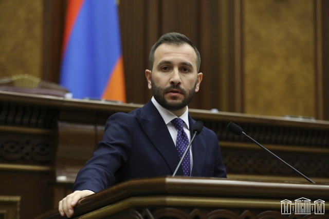 Ինչու՞ է ընդդիմությունը ստում իր աջակիցներին և բոլորին: Խորհրդարանական ընդդիմությունը շատ լավ գիտի, որ ուղերձի նախագծով հնարավոր չէ հասնել հրաժարականին. Հայկ Կոնջորյան