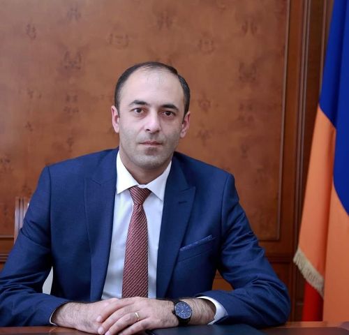 Տիգրան Ուլիխանյան. Ի՞նչ կանեի, եթե ես լինեի վարչապետ