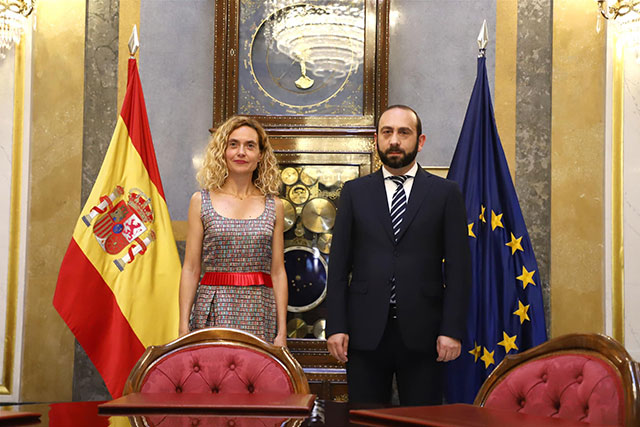 Արարատ Միրզոյանը հանդիպել է Իսպանիայի կոնգրեսի նախագահի հետ