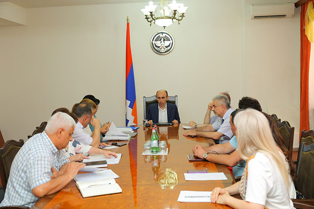 Հարկ է ուշադրության տակ պահել քննությունների վերաբերյալ բոլոր ահազանգերն ու մտահոգությունները. Արտակ Բեգլարյան