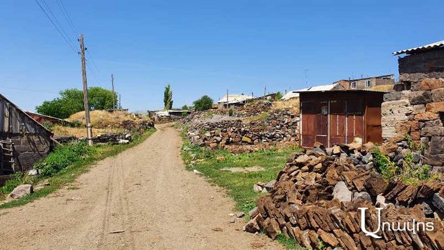 Ջրաձոր՝ երազանքների գյուղը․ անկախ Հայաստանում առաջին անգամ կառուցվող գյուղի հետքերով (Ֆոտոշարք)