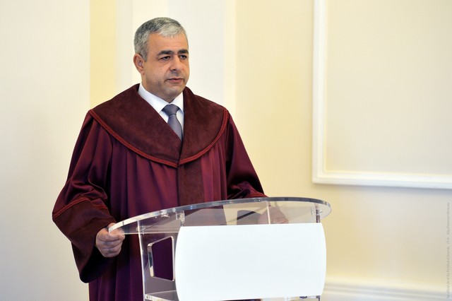 ՀՀ նախագահի նստավայրում տեղի է ունեցել դատավոր Արտակ Կրկյաշարյանի երդման արարողությունը