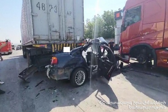 Երևան-Մեղրի ավտոճանապարհին բախվել են ավտոմեքենաներ․ կա զոհ