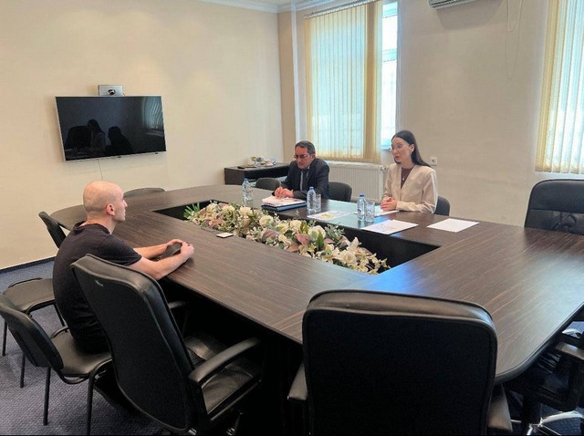 Ադրբեջանի օմբուդսմենը հանդիպումներ է կազմակերպել Բաքվում գերության մեջ գտնվող ՀՀ քաղաքացիների հետ