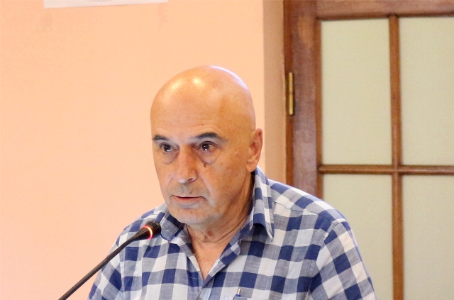 Արամ Պապոյանը վերընտրվել է ԳԱԱ Ֆիզիկական հետազոտությունների ինստիտուտի տնօրենի պաշտոնում 
