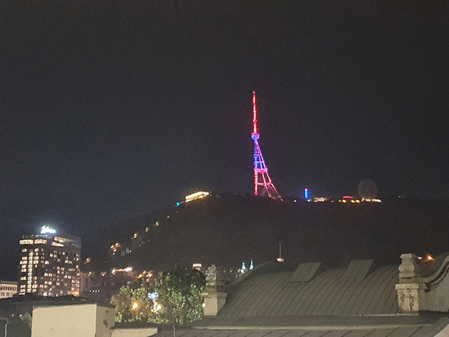 Թբիլիսիի հեռուստաաշտարակը լուսավորվել է ՀՀ դրոշի գույներով