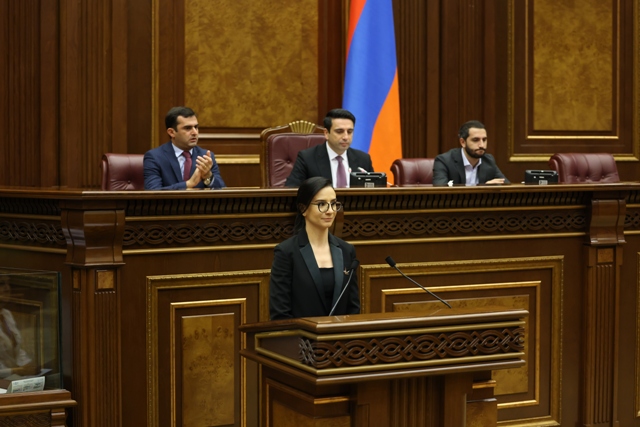 Գլխավոր դատախազը շարունակում է շնորհավորանքներ ստանալ՝ պաշտոնը ստանձնելու կապակցությամբ