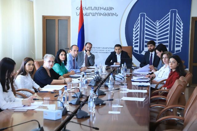 Քննարկել են «Շամպայն» և «Կոնյակ» նշումների վերաբերյալ դրույթների իրականացման ուղղությամբ տարվող աշխատանքները