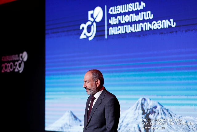 Բառեր, բառեր. հիմա ո՞վ է հիշում, որ պատերազմը սկսվելուց ընդամենը 6 օր առաջ Փաշինյանն իր ելույթում հանրությանն էր ներկայացնում «Հայաստանի վերափոխման՝ մինչեւ 2050թ. ռազմավարությունը». «Հրապարակ»