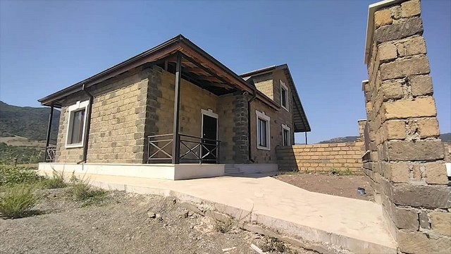 Ասկերանի շրջանի Աստղաշեն գյուղի մոտ նոր գյուղ է հիմնվում. այստեղ են ապրելու չորս գյուղերից տեղահանված ընտանիքներ. Սոֆյա Հովսեփյան