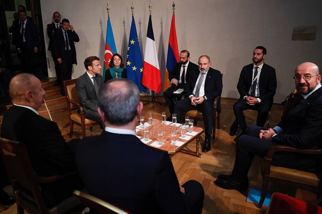 Քառակողմ հայտարարության կողմերը