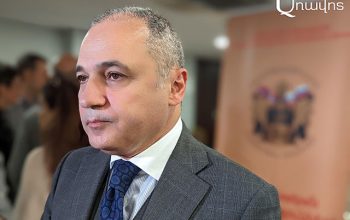ԱԱԾ-ն խուզարկում է Վահե Հակոբյանի ու Էլիզաբեթ Պետրոսյանի տունը