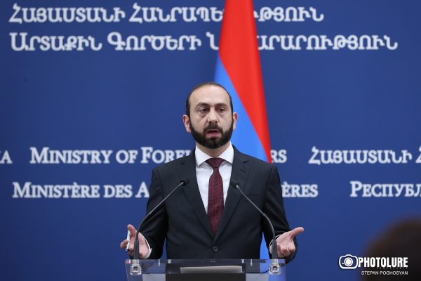 «Քննարկվում է հայ-ադրբեջանական սահմանին ԵԱՀԿ դիտորդներ գործուղելու թեման». Արարատ Միրզոյան