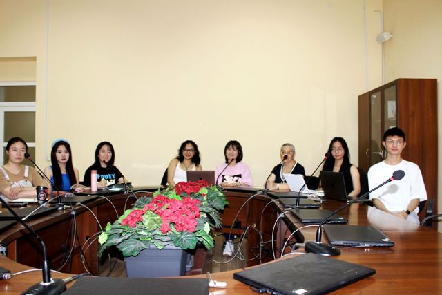 Չինացի 7 ուսանողներ հայերեն են սովորում Վ. Բրյուսովի անվան պետական համալսարանում