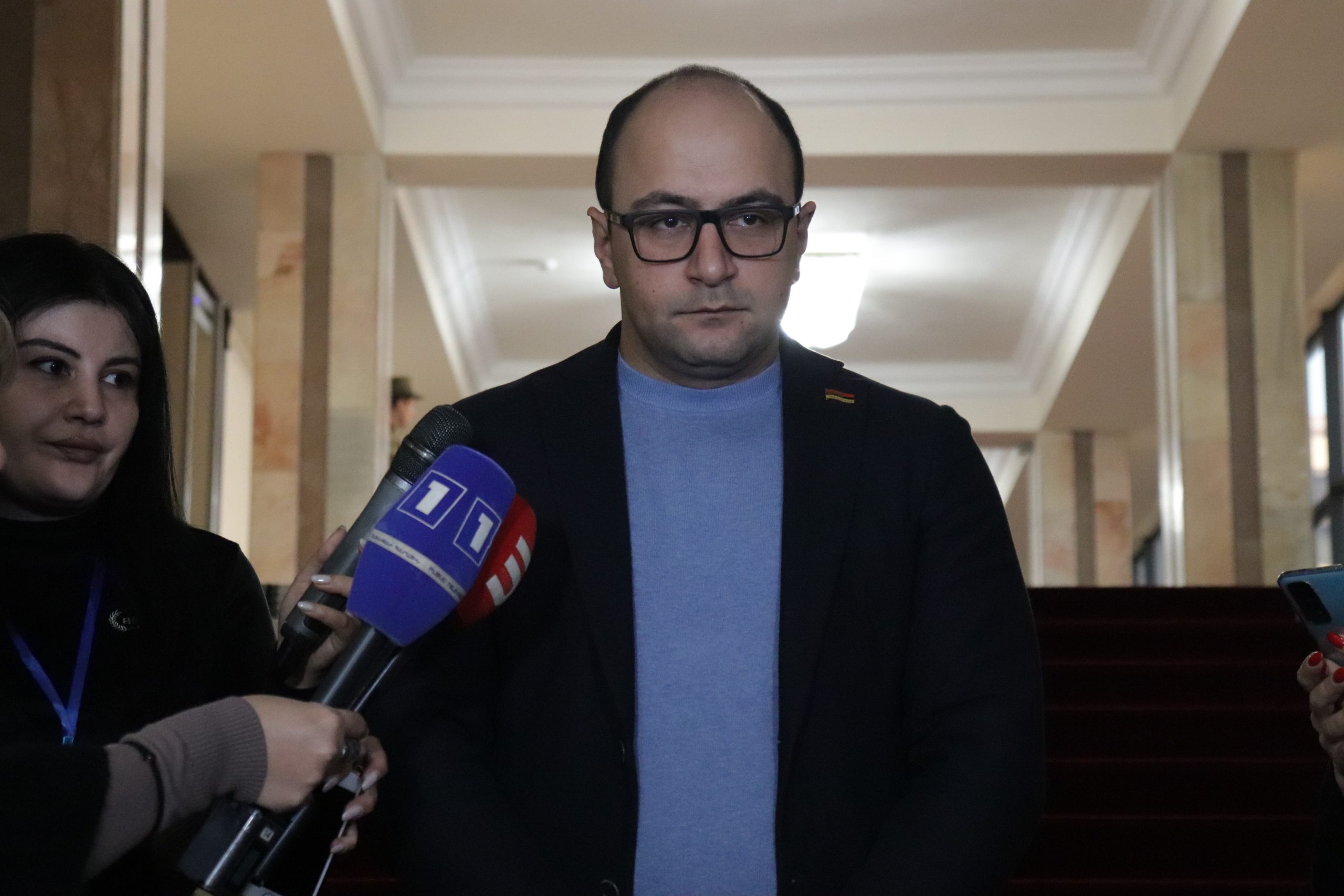 «Գուցե պետք չէ՞ր ԱԺ դահլիճից sms-ով ուղարկված տեքստերով փորձել սեւացնել ՀԱՊԿ-ին». Մամիջանյանը՝ փաստաթղթերի չստորագրման մասին