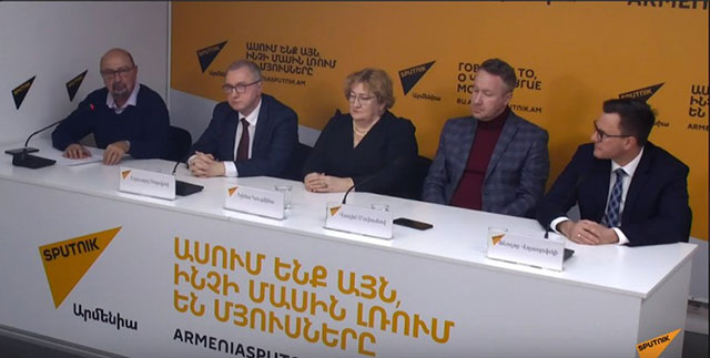 «Ադրբեջանի դիրքորոշումն էլ է այս տրամաբանության մեջ, ուստի գոնե այս պահի դրությամբ ռուս խաղաղապահների ժամկետների հարց չի առաջանում»․ Էդուարդ Սոլովյով