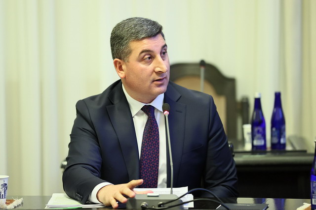 Գնել Սանոսյան․ «Արցախ-Հայաստան այլընտրանքային ճանապարհի հայկական հատվածը կասֆալտապատվի մինչեւ մայիս»