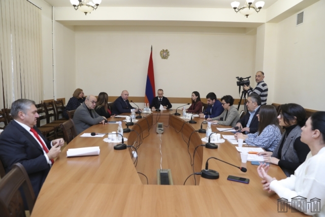 «Քաղաքացիական պայմանագիր» խմբակցությունը ձեռնպահ է քվեարկելու ընդդիմադիր խմբակցության ներկայացրած հայտարարությանը