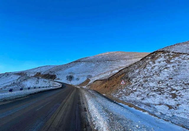 Արթիկի և Ախուրյանի տարածաշրջաններում ձյուն է տեղում, Գորիսի տարածաշրջանի ավտոճանապարհներին մառախուղ է