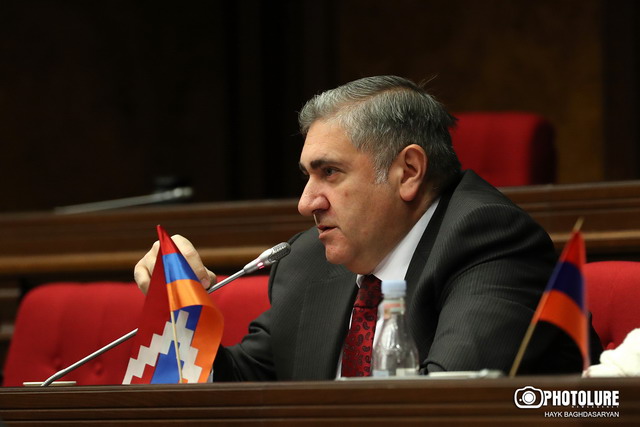 «Ես ուզում էի հասկանալ հայկական ավիաընկերությունների արգելքի առեղծվածը, ոչ թե Բերմուդյան եռանկյունու»․ պատգամավորը՝ փոխնախարարին
