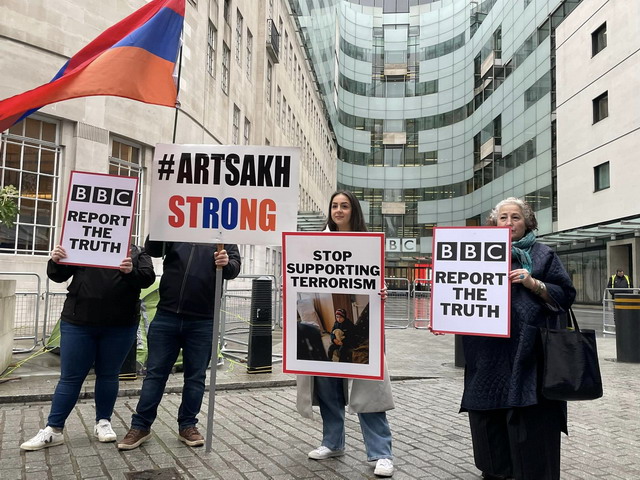 Ճշմարտությունն ասեք շրջափակված Արցախի մասին․ բողոքի ցույց Լոնդոնում (ֆոտոշարք)