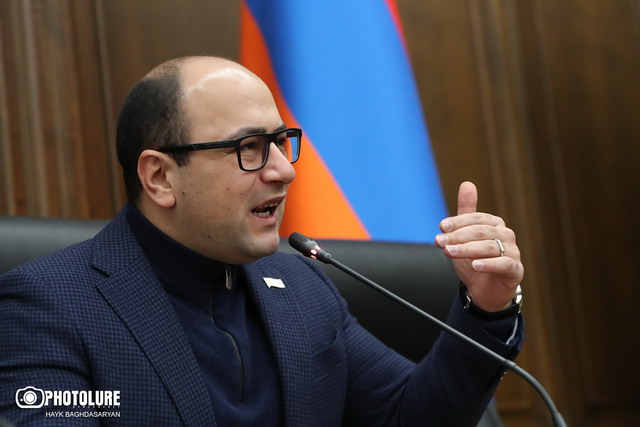 «Կարող եմ 15 դեպք էլ ասել, որ Պապիկյանը պիտի հրաժարական տար, գոնե թողնենք տղերքի մարմինները սառչեն, նոր քաղաքականությամբ կեղտոտենք այս դեպքը». Մամիջանյան
