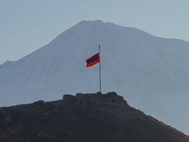 «Ձերբազատվել պարզունակ պատկերացումներից. խաղաղություն Հայաստանի համար, ոչ թե՝ Հայաստանի հաշվին». Վահե Հովհաննիսյան