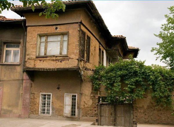 Մալաթիայում հայ վարպետների կառուցած տները երկրաշարժից գրեթե չեն վնասվել. Akunq